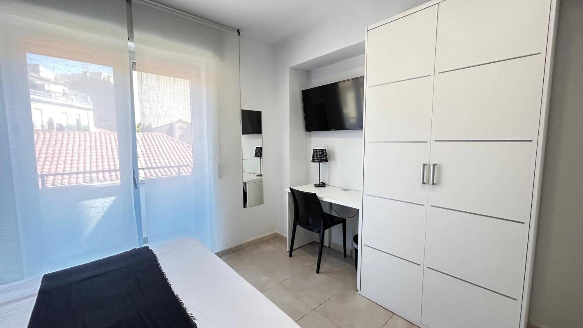 Hostal Somnis Suria المظهر الخارجي الصورة